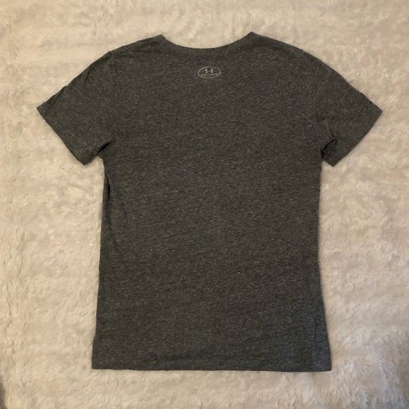 Under Armour athletic t-shirt. Size small - Picture 3 of 3